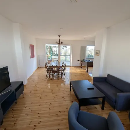 Apartment Haus Mit Seeblick *